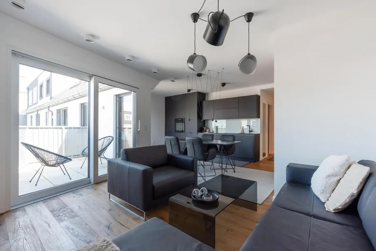Stylisches Apartment In Zentraler Gruenruhelage Mit Garagenplatz Vienna 0*,