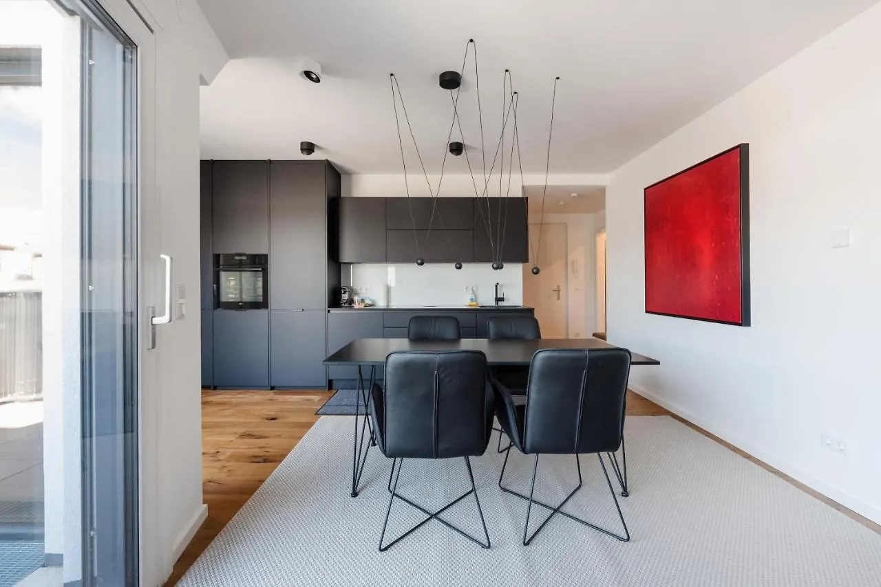 Stylisches Apartment In Zentraler Gruenruhelage Mit Garagenplatz Vienna Austria
