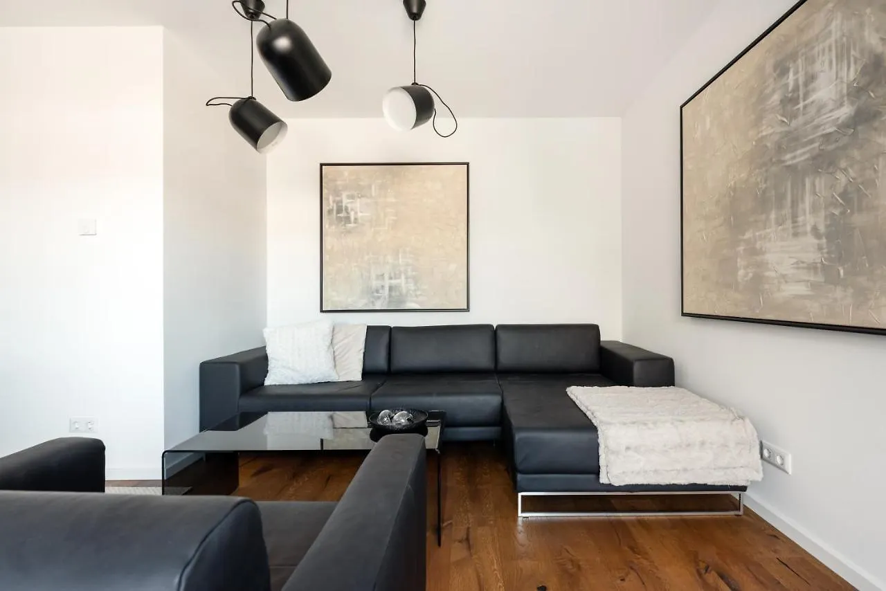 Stylisches Apartment In Zentraler Gruenruhelage Mit Garagenplatz Vienna Austria