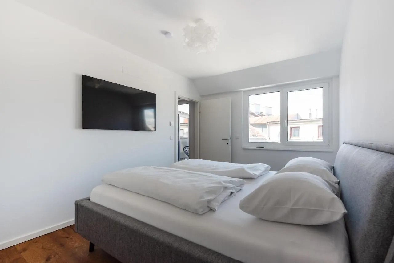 Stylisches Apartment In Zentraler Gruenruhelage Mit Garagenplatz Vienna