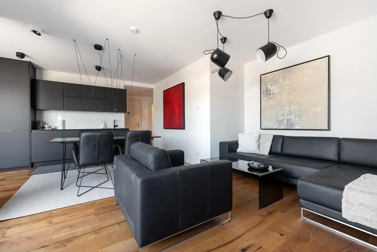 Stylisches Apartment In Zentraler Gruenruhelage Mit Garagenplatz Vienna