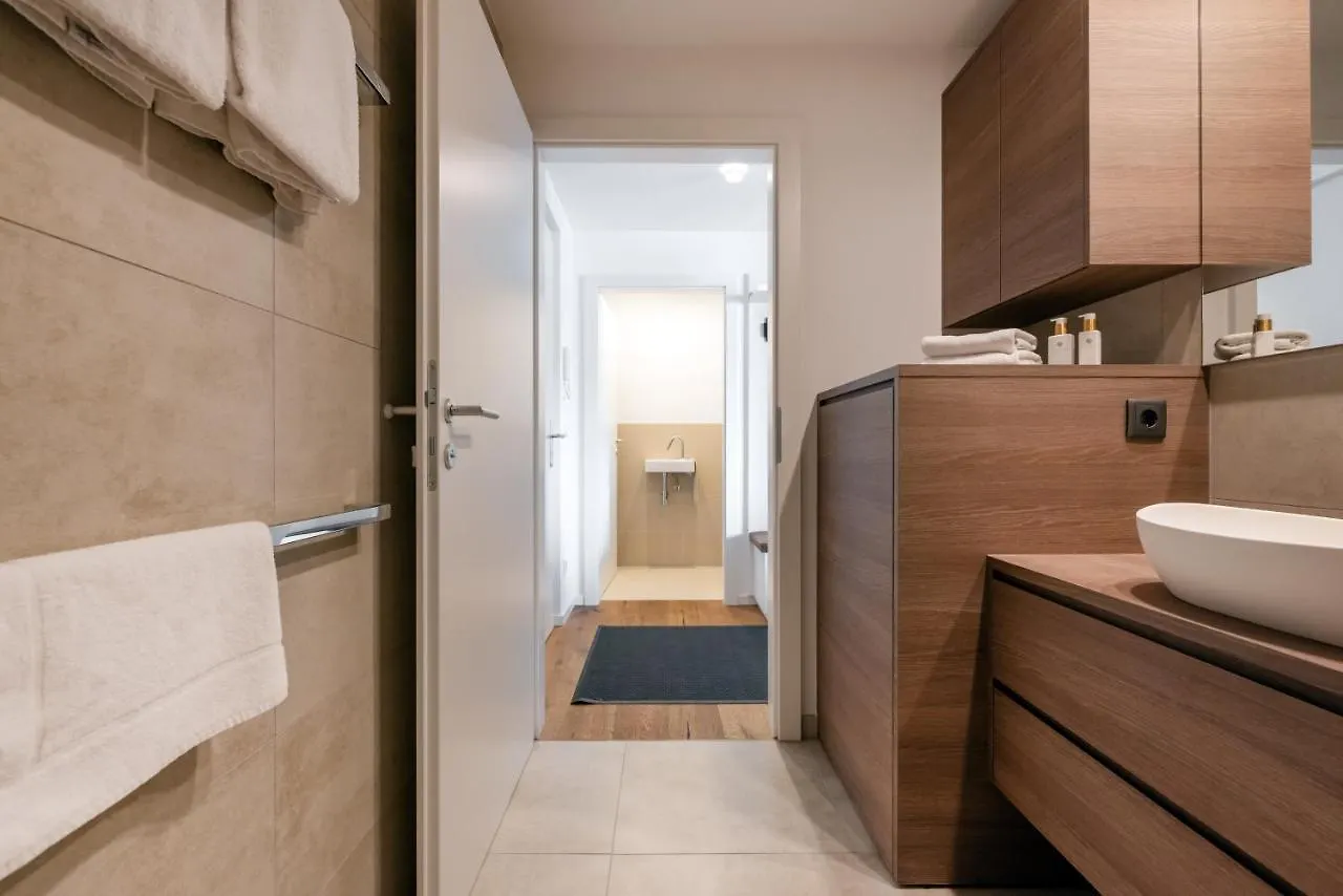 Stylisches Apartment In Zentraler Gruenruhelage Mit Garagenplatz Vienna Austria